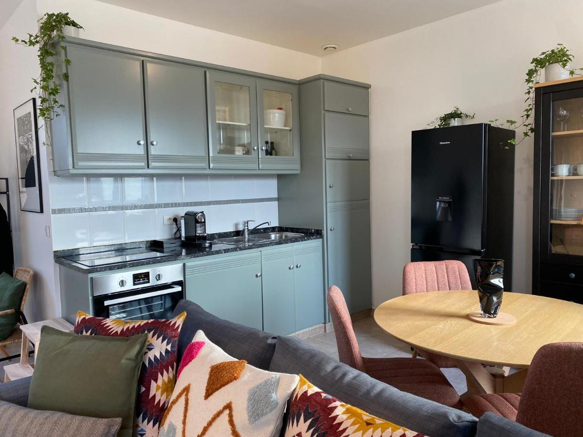 Appartement 2 Pieces De 44M² En Centre Ville Magny-les-Hameaux Exterior foto